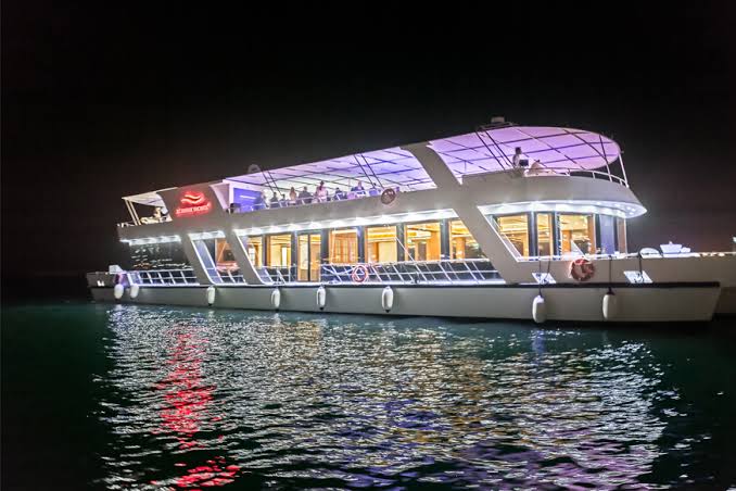 Xclusive Dinner cruise