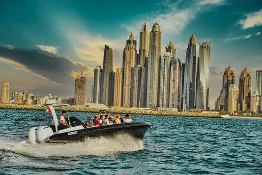 Black Boat Tours
